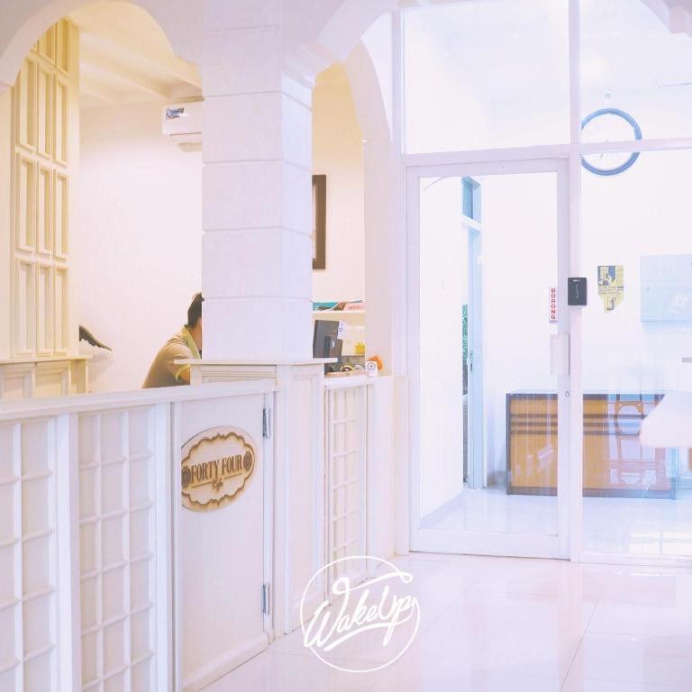 Wakeup Homestay Yogyakarta Exterior photo