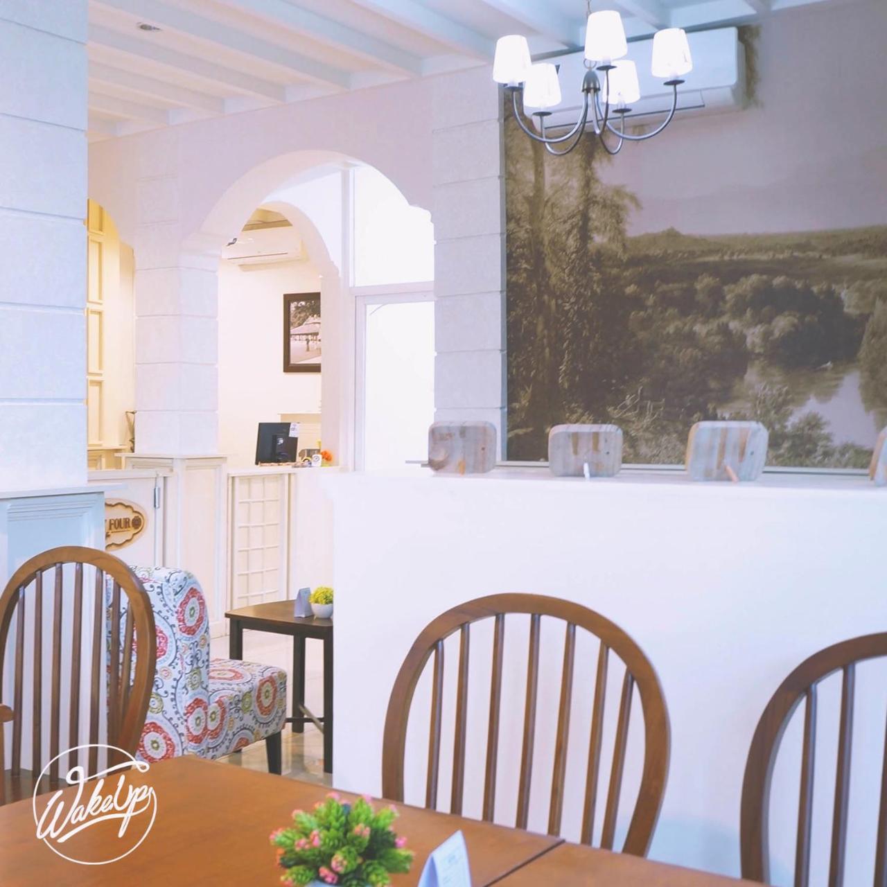 Wakeup Homestay Yogyakarta Exterior photo